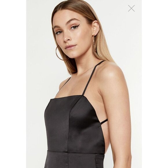 Bardot Hallie Cross Back Midi Dress Black Womens Size Medium - Picture 3 of 13